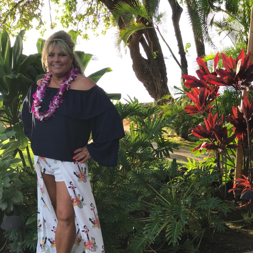 Meet your Posher, Debbie